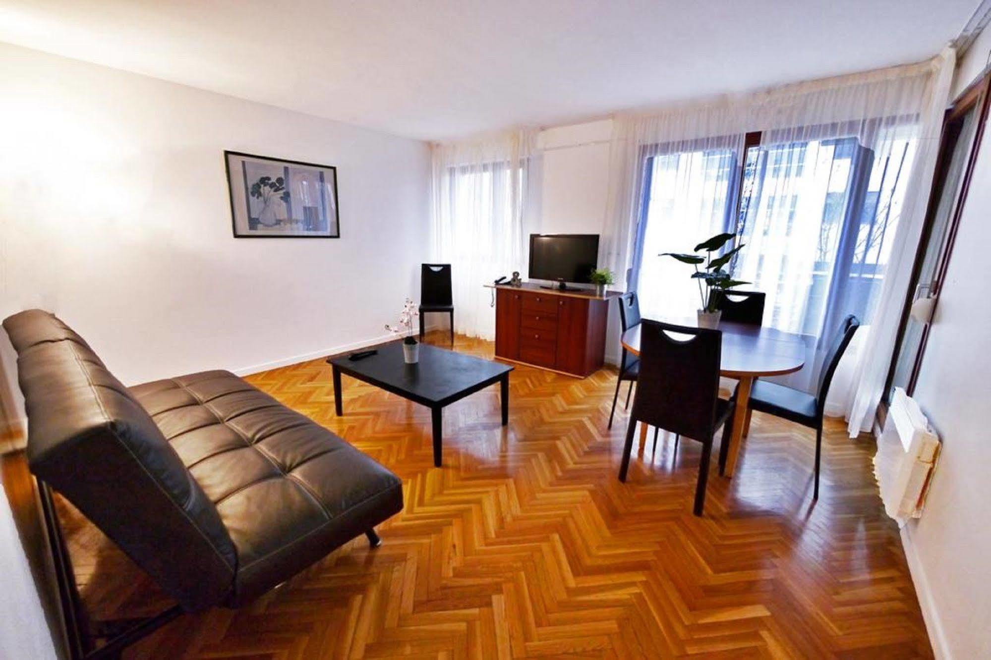 Tempolodge Courbevoie Exterior photo